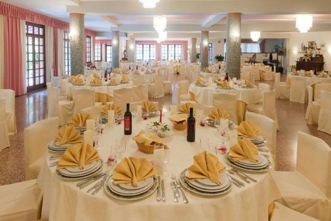 Hotel Le Rocce マジョーネ エクステリア 写真