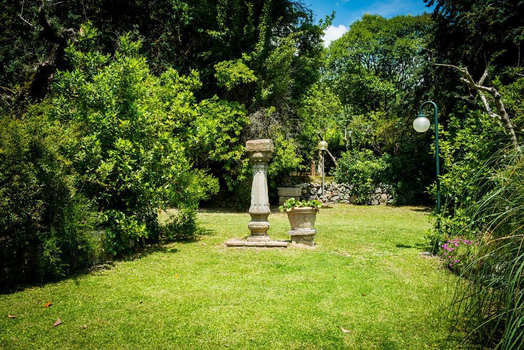 Hotel Le Rocce マジョーネ エクステリア 写真