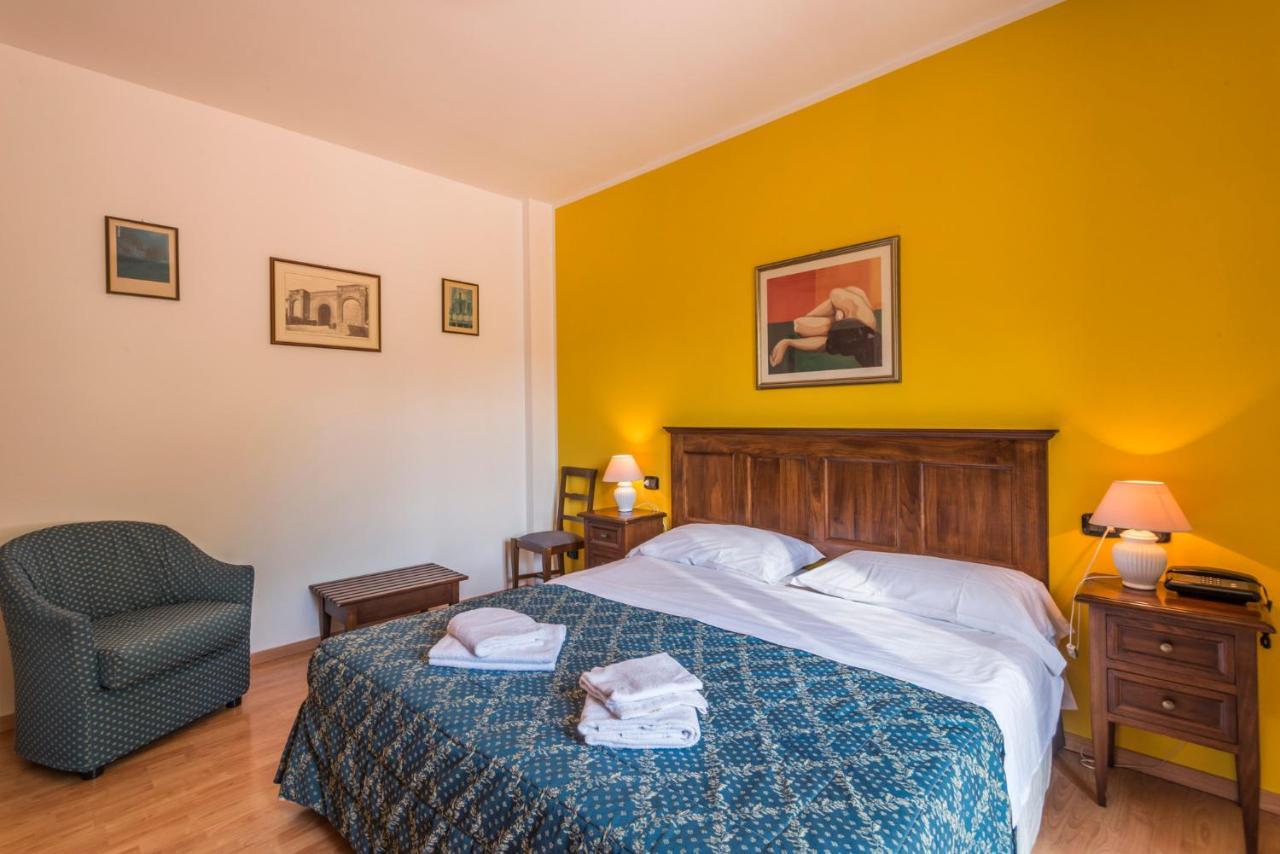 Hotel Le Rocce マジョーネ エクステリア 写真