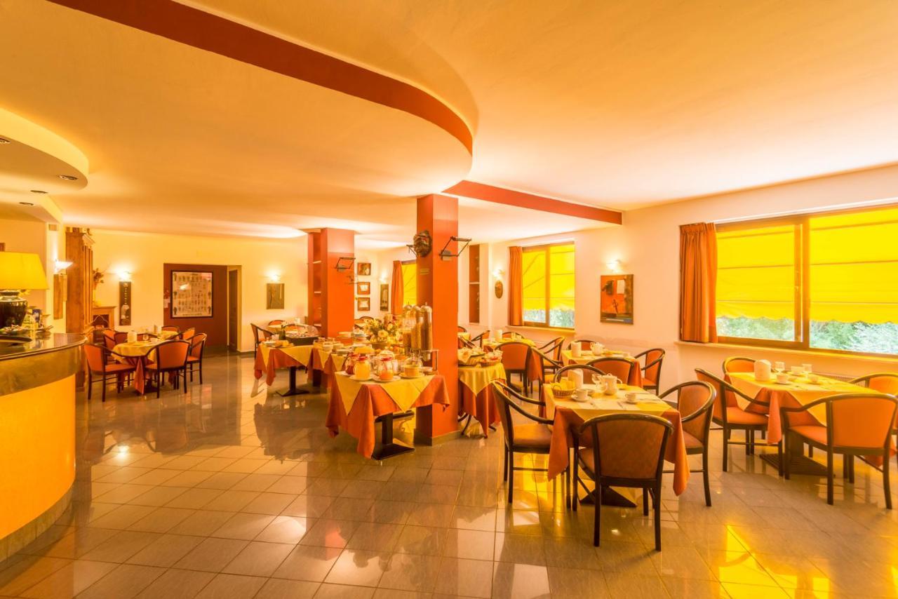 Hotel Le Rocce マジョーネ エクステリア 写真
